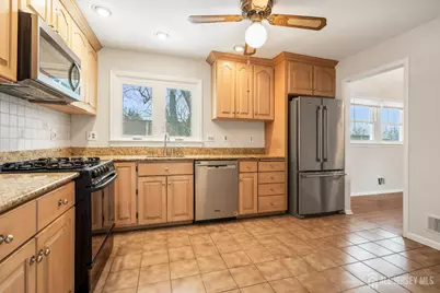 17 Sherry Road, East Brunswick Township, NJ 08816 - Photo 9