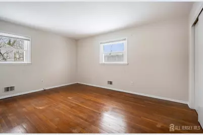 17 Sherry Road, East Brunswick Township, NJ 08816 - Photo 11