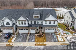 20 Hyacinth Ln, Monroe Township, NJ 08831 - Photo 55