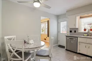 10 Elizabeth Ct, Edison, NJ 08817 - Photo 11