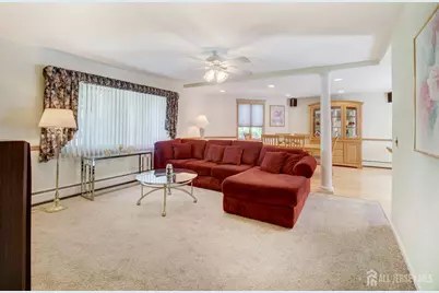 [Address not provided], Edison, NJ 08817 - Photo 9