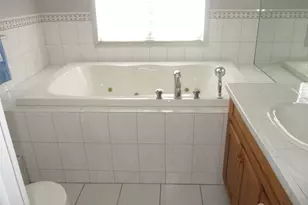 [Address not provided], Edison, NJ 08817 - Photo 35
