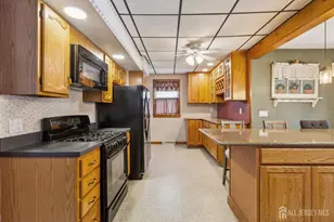 22 Roosevelt St, South River, NJ 08882 - Photo 7