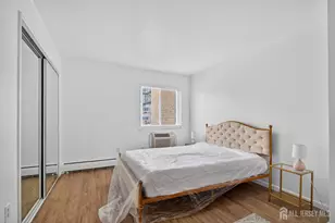 22 Lake Ave, East Brunswick Township, NJ 08816 - Photo 7