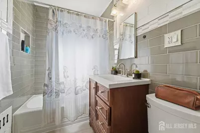 554 Barron Avenue, Woodbridge Township, NJ 07095 - Photo 17