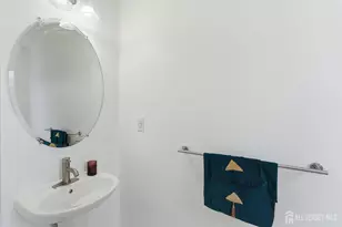 35 Harbor Bay Cir, Old Bridge Township, NJ 08879 - Photo 11