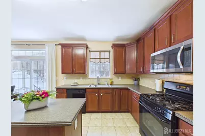 13 Skurka Court, Sayreville, NJ 08872 - Photo 7