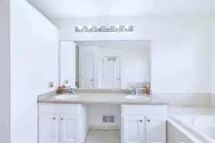 13 Skurka Ct, Sayreville, NJ 08872 - Photo 19