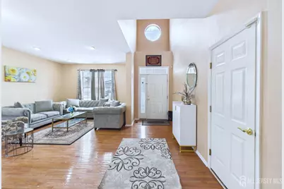 13 Skurka Court, Sayreville, NJ 08872 - Photo 3