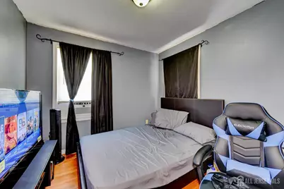 27 Newell Avenue, New Brunswick, NJ 08901 - Photo 11