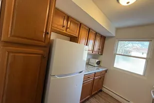 55 Gill Ln, Iselin, NJ 08830 - Photo 15