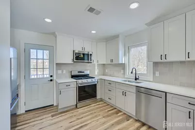 653 Huff Avenue, Manville, NJ 08835 - Photo 11