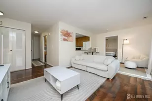 4112 Birchwood Ct, North Brunswick Township, NJ 08901 - Photo 9