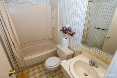 15 Hearthstone Drive, Edison, NJ 08820 - Photo 21