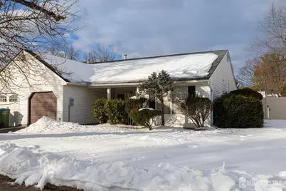 15 Hearthstone Drive, Edison, NJ 08820 - Photo 5