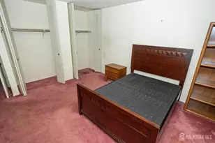 15 Hearthstone Dr, Edison, NJ 08820 - Photo 23