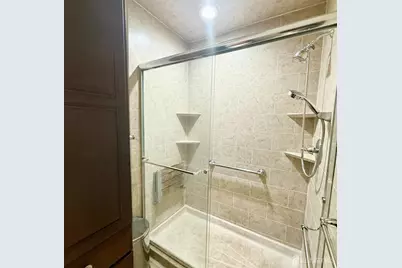 1 Carriage Place, Edison, NJ 08820 - Photo 13