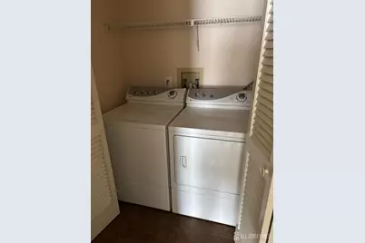 92 Heather Court, Edison, NJ 08820 - Photo 13