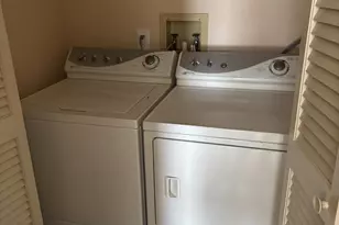 92 Heather Ct, Edison, NJ 08820 - Photo 13