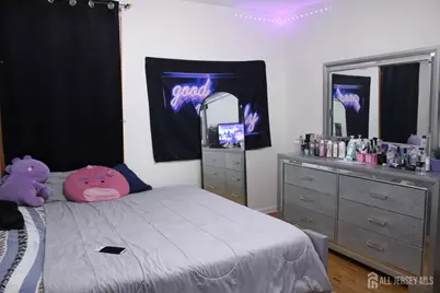 556 Compton Avenue, Perth Amboy, NJ 08861 - Photo 21