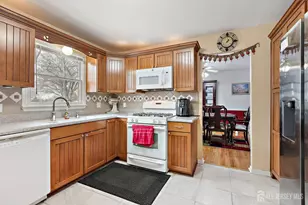 2 Lioni Ct, Piscataway Township, NJ 08854 - Photo 9
