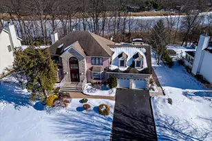 37 Jernee Dr, East Brunswick Township, NJ 08816 - Photo 5