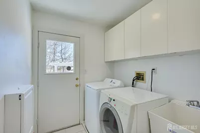 37 Jernee Drive, East Brunswick Township, NJ 08816 - Photo 43