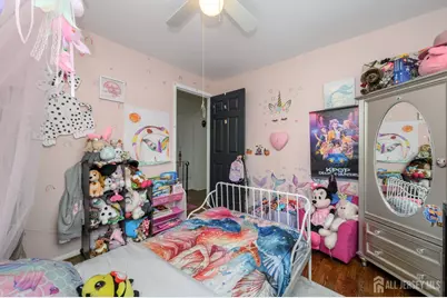 16 N Lincoln Avenue N, Colonia, NJ 07067 - Photo 25