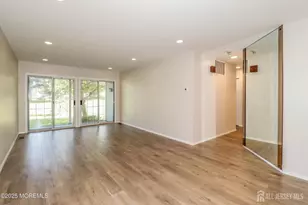 8 Benjamin Franklin Dr, Monroe Township, NJ 08831 - Photo 9