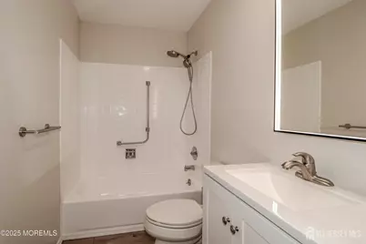 8 Benjamin Franklin Drive, Monroe Township, NJ 08831 - Photo 13