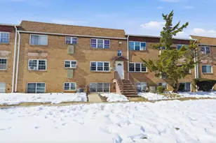 125 College Dr, Edison, NJ 08817 - Photo 1