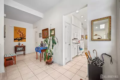 17 Kingston Court, Monroe Township, NJ 08831 - Photo 7