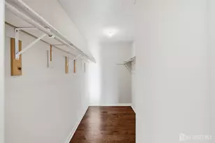 341 Danbury Ln, East Brunswick Township, NJ 08816 - Photo 7