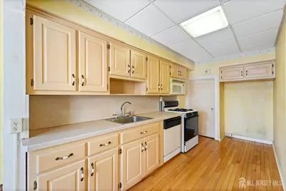 124 Belgrove Drive, Kearny, NJ 07032 - Photo 17