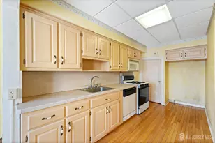 124 Belgrove Dr, Kearny, NJ 07032 - Photo 17