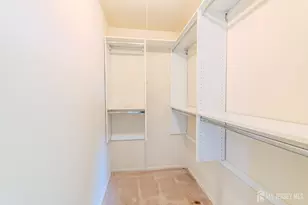 21 York Dr, Edison, NJ 08817 - Photo 17