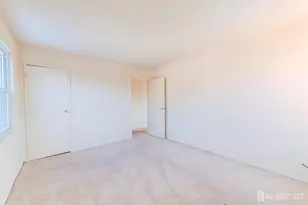 21 York Dr, Edison, NJ 08817 - Photo 13