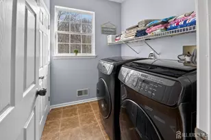 39 Kirschman Dr, Old Bridge Township, NJ 07747 - Photo 17