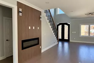 40 Foyer St, Edison, NJ 08817 - Photo 5