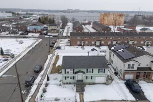 42 Mercer St, Carteret, NJ 07008 - Photo 9