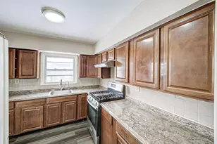 42 Mercer St, Carteret, NJ 07008 - Photo 21