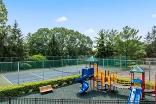 107 Commons Dr, East Brunswick Township, NJ 08816 - Photo 15