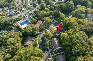 107 Commons Dr, East Brunswick Township, NJ 08816 - Photo 11