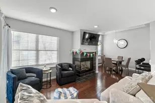 8 Pine Valley Ln, Monroe Township, NJ 08831 - Photo 11