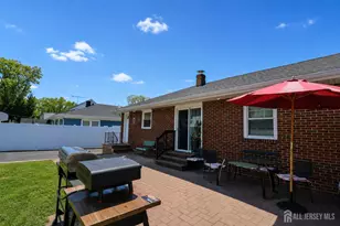 46 N Edward St, Sayreville, NJ 08872 - Photo 31