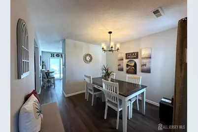 39 Renaissance Lane, New Brunswick, NJ 08901 - Photo 3