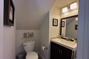 39 Renaissance Ln, New Brunswick, NJ 08901 - Photo 11