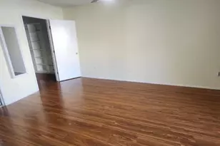 1301 Plymouth Rd, North Brunswick Township, NJ 08902 - Photo 5