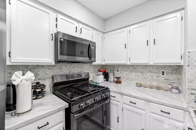 292 Pershing Avenue, Carteret, NJ 07008 - Photo 25