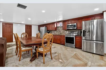 6 E 2nd Street, Port Reading, NJ 07064 - Photo 21